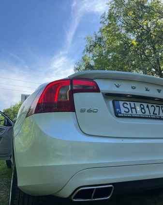 Volvo S60 cena 61500 przebieg: 162000, rok produkcji 2015 z Chorzów małe 254